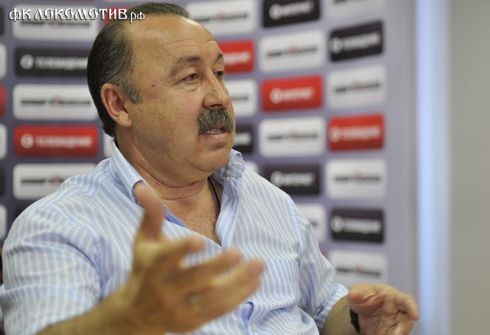 Валерий Газзаев: "Контракт с телевидением должен быть пересмотрен" Валерий Газзаев: "Контракт с телевидением должен быть пересмотрен"