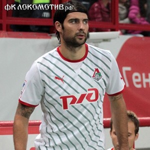 Близко локоток