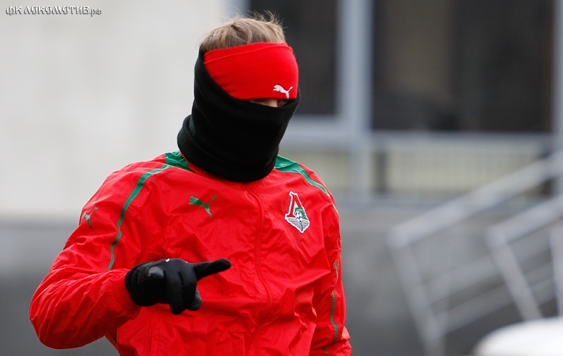 Перед «Крыльями»