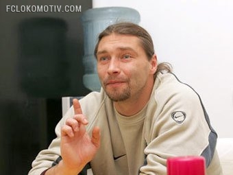 Овчинников: "Уход Чорлуки может стать серьезной потерей для "Локомотива" Овчинников: "Уход Чорлуки может стать серьезной потерей для "Локомотива"