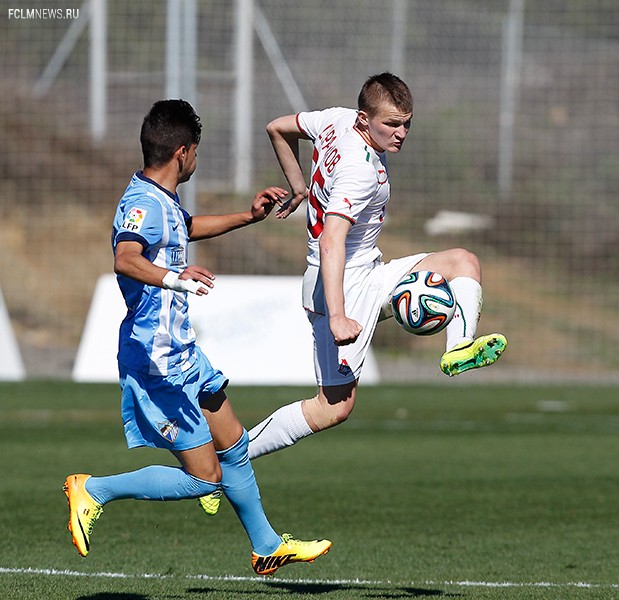 «Локомотив» - «Малага Б» 2:0 «Локомотив» - «Малага Б» 2:0