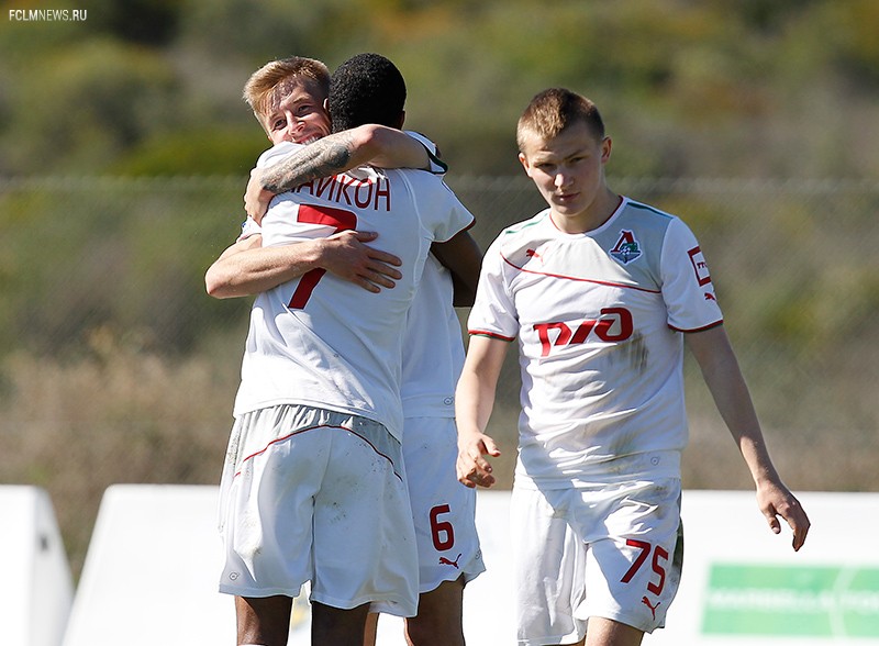 «Локомотив» - «Малага Б» 2:0 «Локомотив» - «Малага Б» 2:0