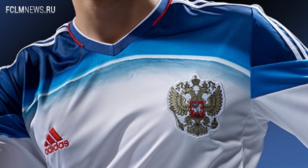 Самедов и Миранчук представили гостевую форму сборной России Самедов и Миранчук представили гостевую форму сборной России