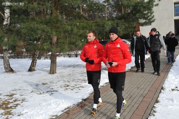 Авиадиспетчер Кучук и его летчики Авиадиспетчер Кучук и его летчики