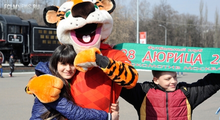 Школьный сектор на игре с «Анжи»