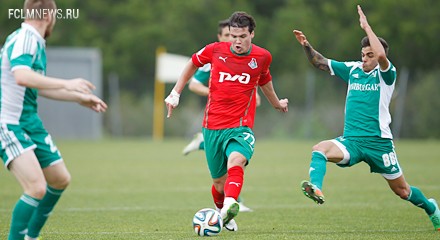 Первый опасный момент в матче «Фортуна»