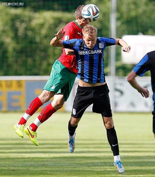 Локомотив» - «Черноморец» 2:1 Локомотив» - «Черноморец» 2:1