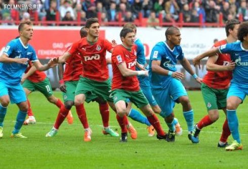 В центральном матче тура сыграют призеры чемпионата-2014/15 "Локомотив" и "Зенит". Фото Александр ФЕДОРОВ, "СЭ" В центральном матче тура сыграют призеры чемпионата-2014/15 "Локомотив" и "Зенит". Фото Александр ФЕДОРОВ, "СЭ"