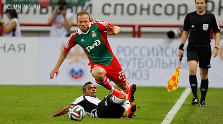 Виталий Денисов сыграл за Узбекистан Виталий Денисов сыграл за Узбекистан