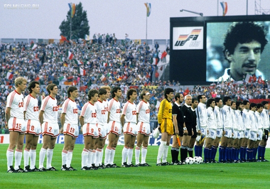 Ровно 27 лет назад сборная СССР в финале Евро-1988 проиграла Нидерландам