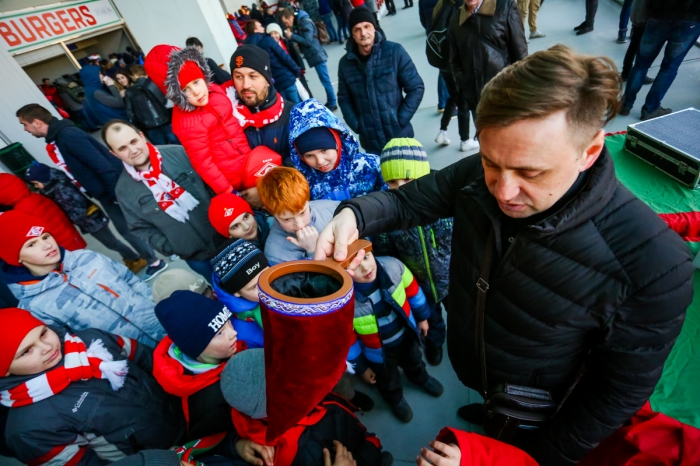 Школьный и студенческий секторы на матче со «Спартаком»