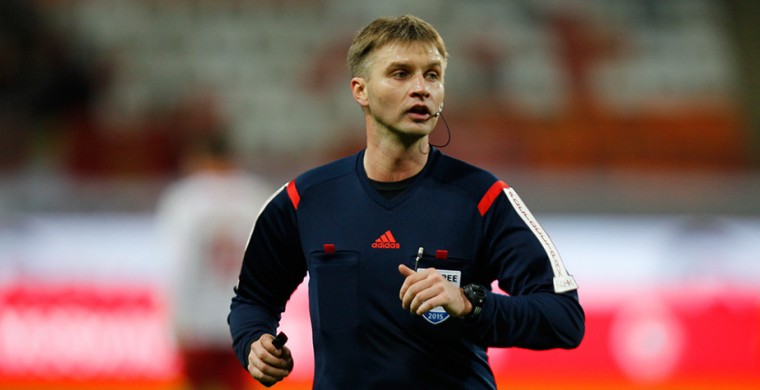 Лапочкин рассудит «Локомотив»