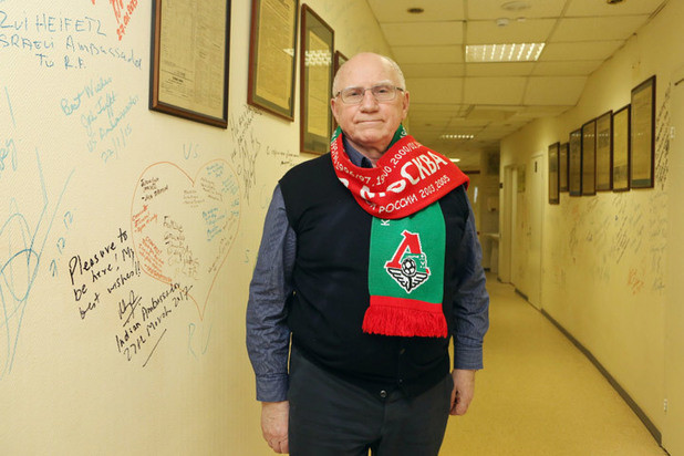 Валерий Баринов: А если бы мяч подарили мне, а не Семину?