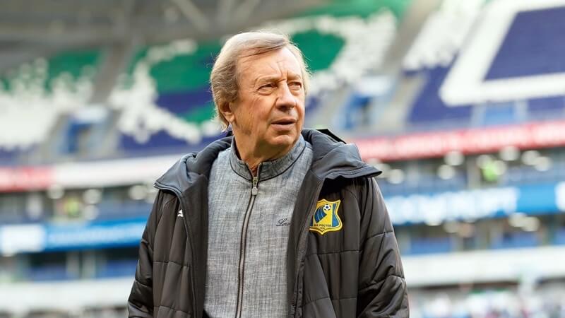 Юрий Семин