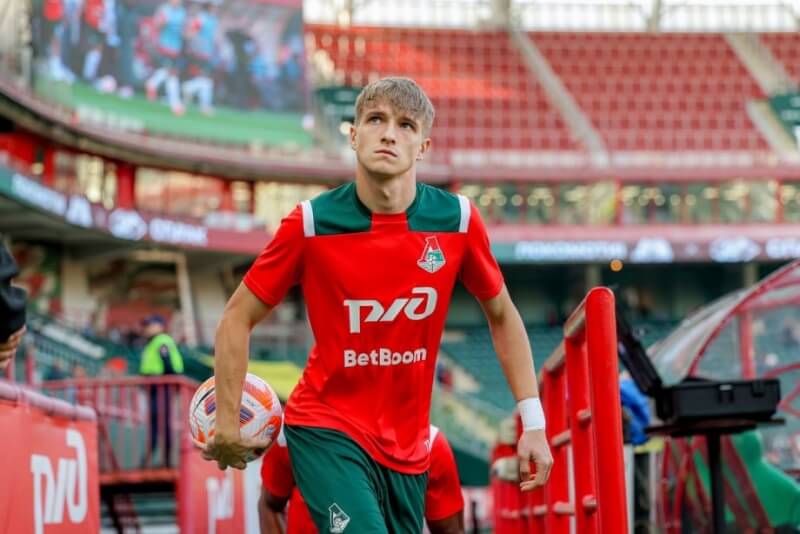 Илья Самошников