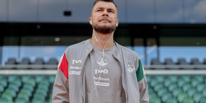 Николай Комличенко